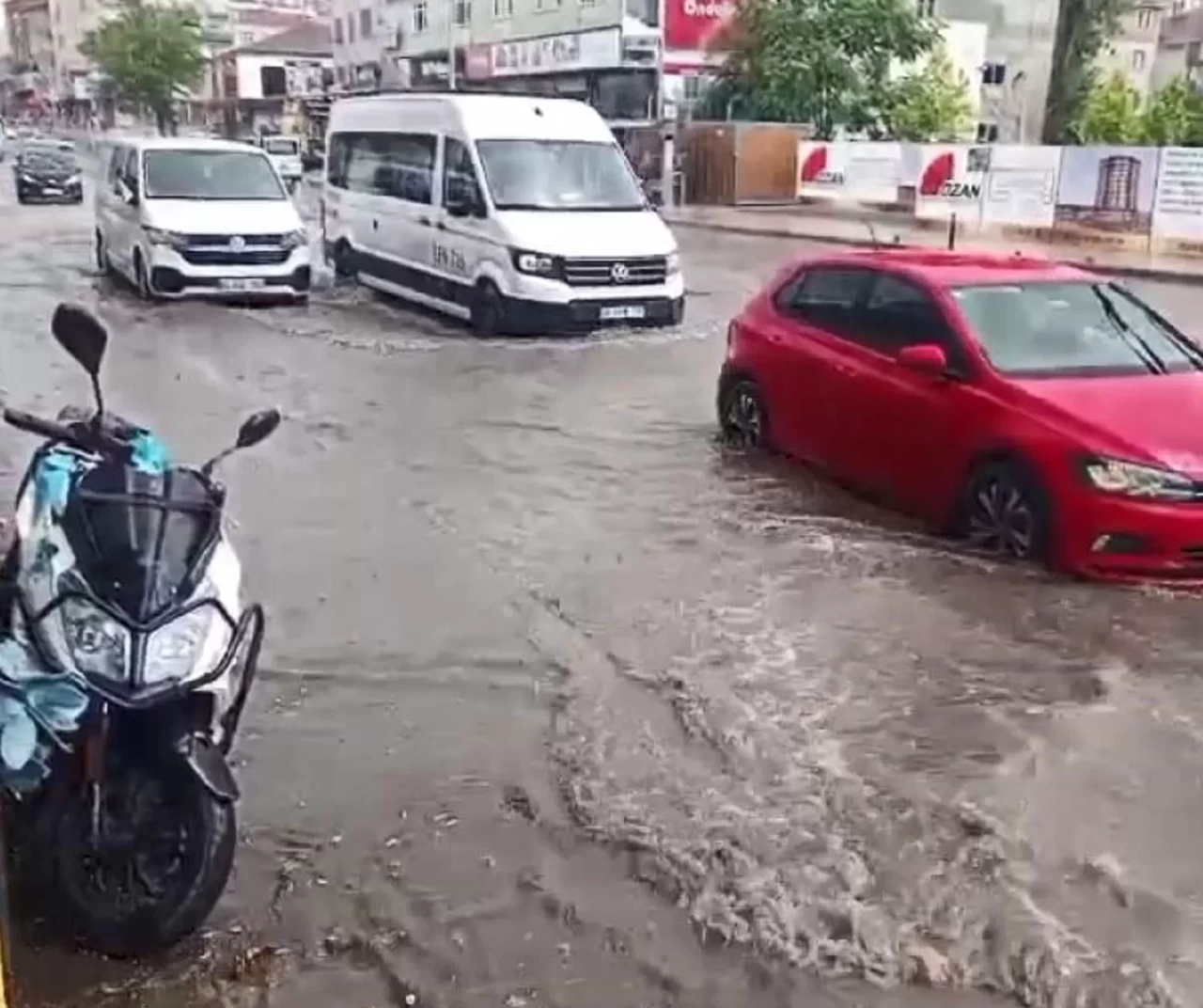 İstanbul'da alt yapı yine sınıfta kaldı