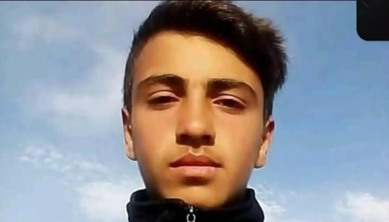 Ardahan’da yıldırım faciası! 17 yaşındaki genç hayatını kaybetti