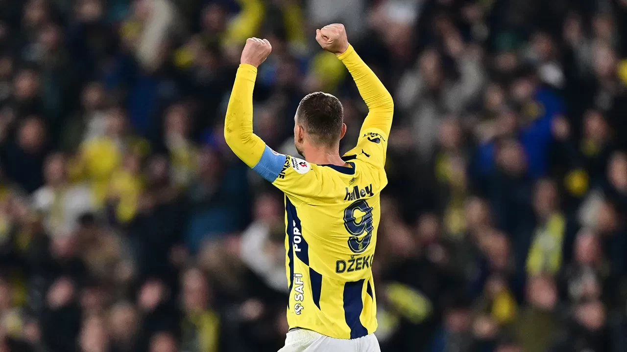 Edin Dzeko, Fenerbahçe’ye veda etti