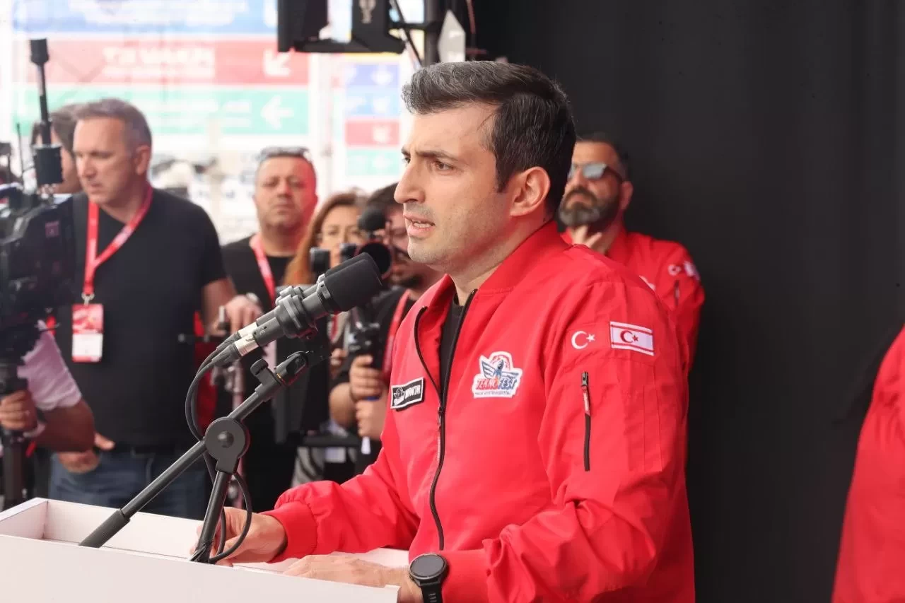 Selçuk Bayraktar: İnsansız hava araçlarında dışa bağımlılık yüzde 3-5'e kadar düştü