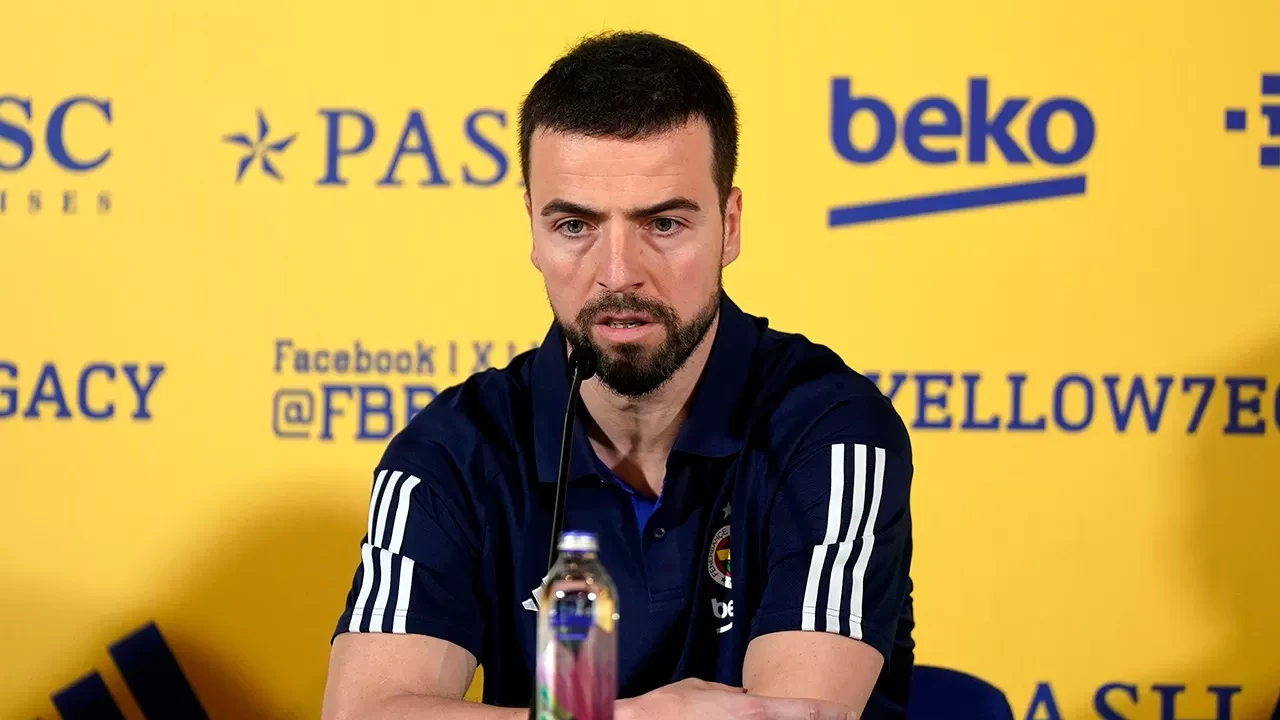 Fenerbahçe Erkek Basketbol Takımı Kaptanı Melih Mahmutoğlu: “Kupayı hak ediyoruz”