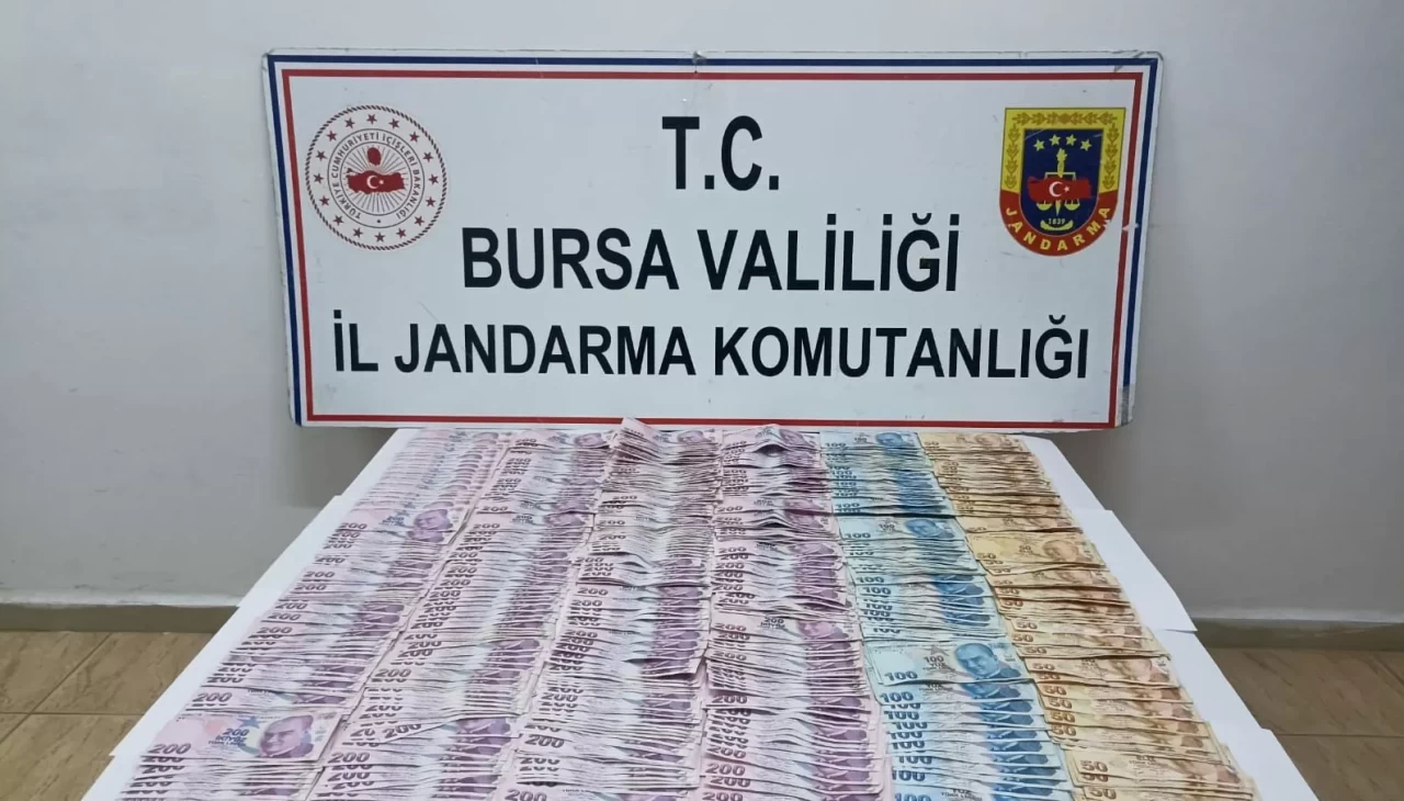 Sahte jandarmaya gerçek jandarmadan operasyon