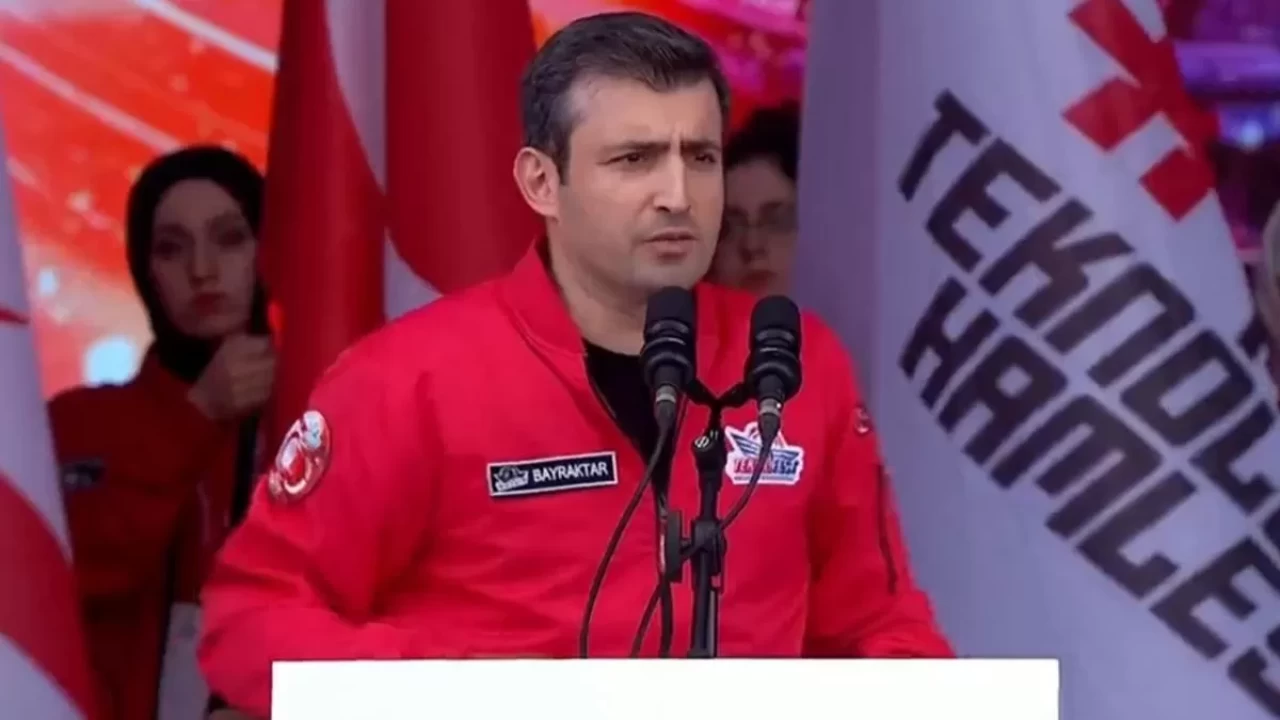 TEKNOFEST'te Selçuk Bayraktar'dan Gazze mesajı: Teknolojiyi adaletin gücü yapacak bir dünya kurulmalı