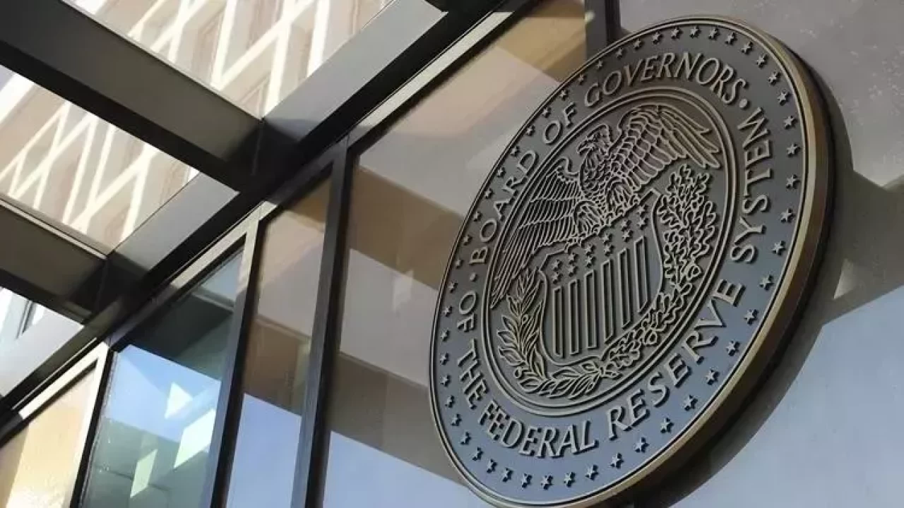 Fed faizleri sabit tuttu
