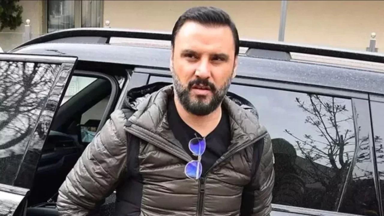 Takipçilerini uyardı! Şarkıcı Alişan'ın annesini hacklediler