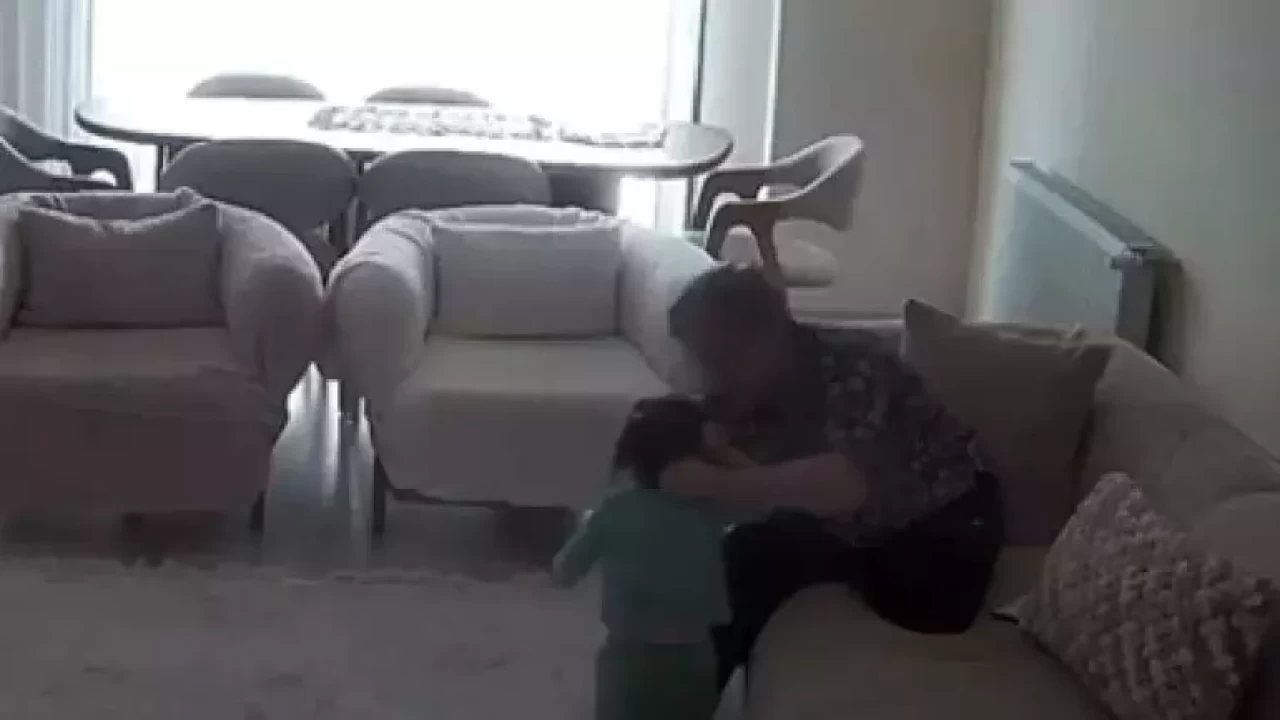2 yaşındaki bebeği darbettiği ileri sürülen bakıcı yargılanıyor