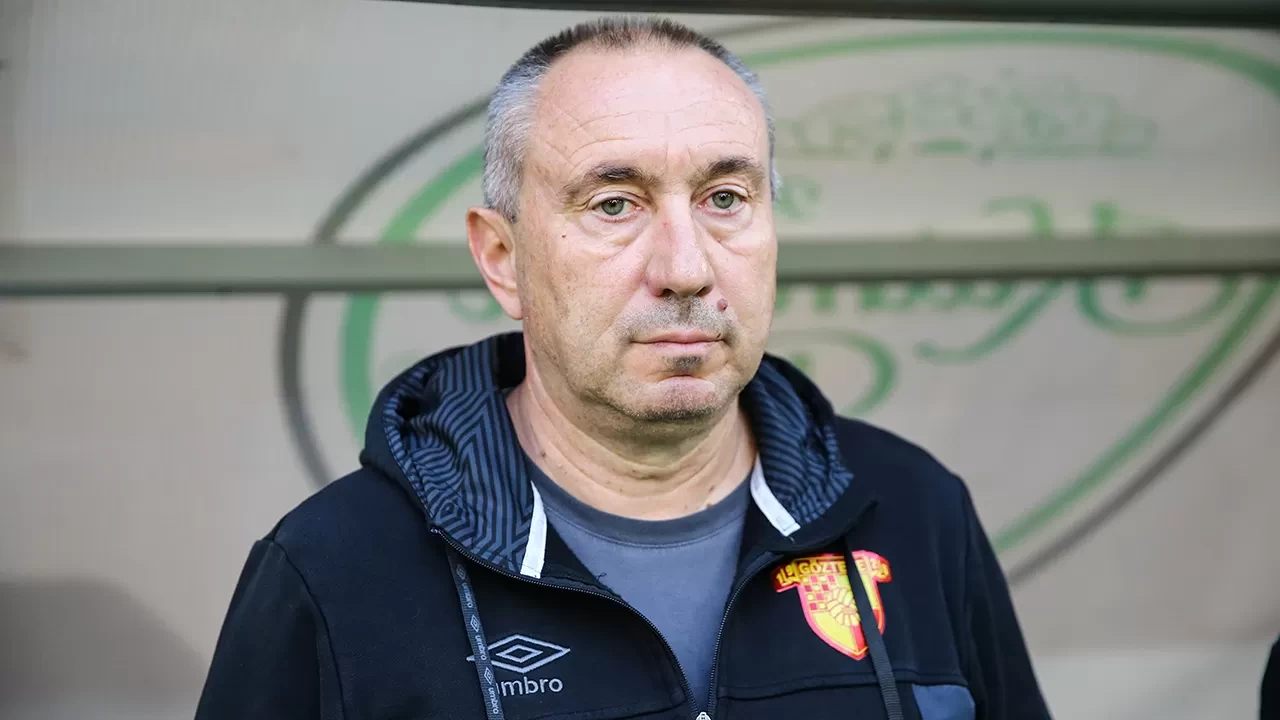 Göztepe Teknik Direktörü Stanimir Stoilov: “Galibiyeti hak ettiğimizi düşünüyorum”
