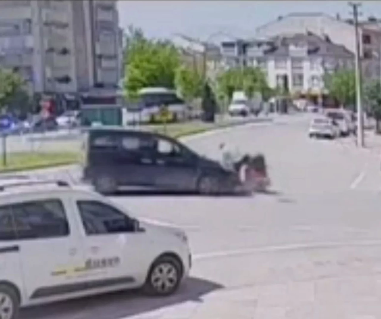 Kazada yaralanan muhtar yaşam savaşını kaybetti