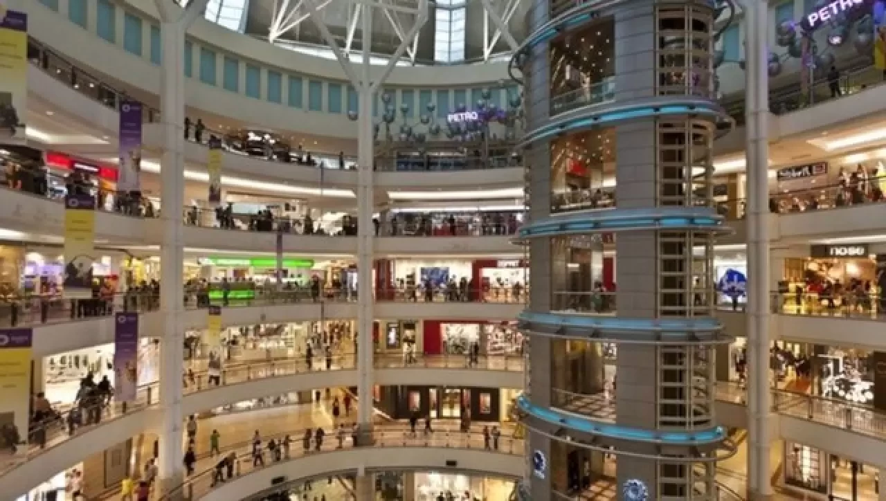 19 Mayıs’ta Marketler ve AVM’ler Açık mı? Çalışma Saatleri Ne Zaman?