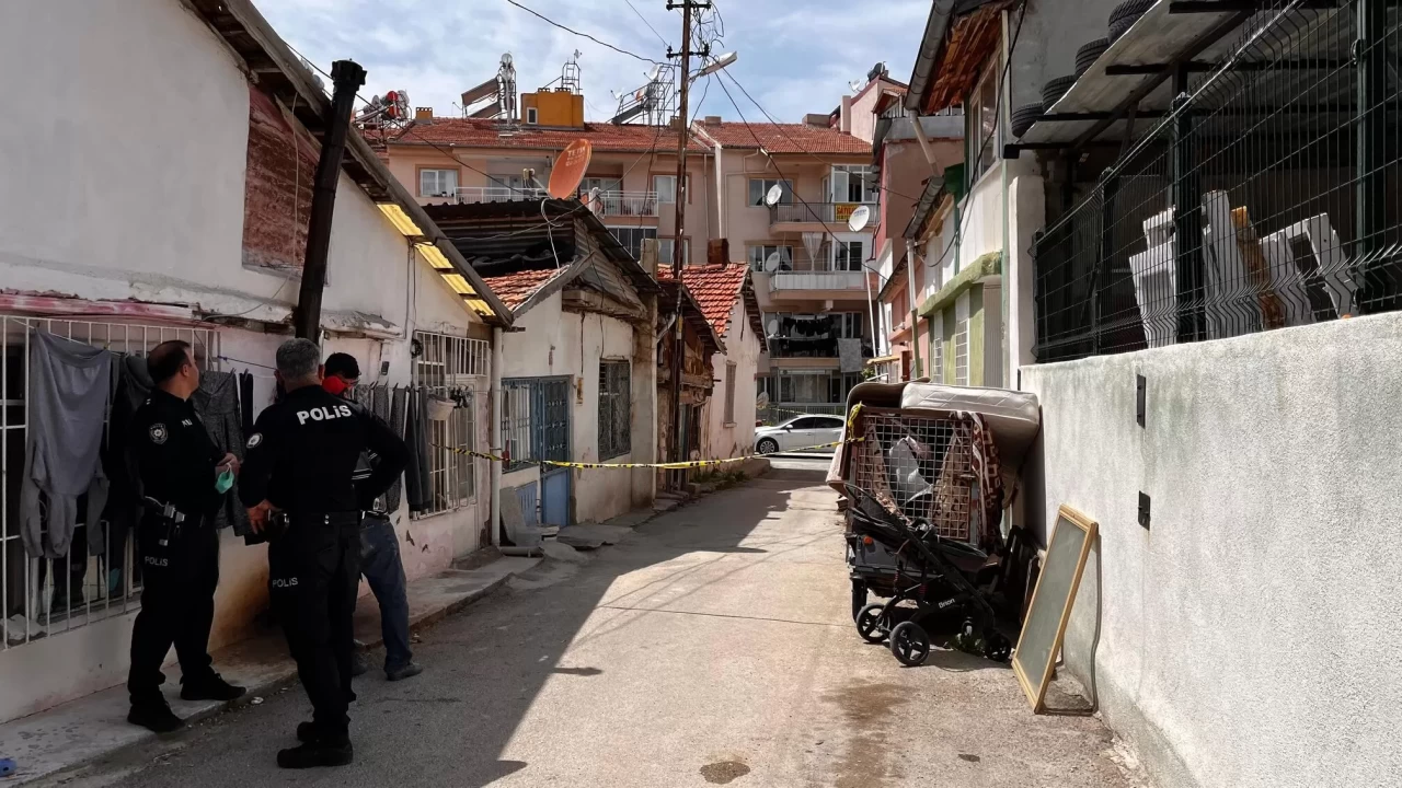 Burdur'da yalnız yaşayan adam evinde ölü bulundu