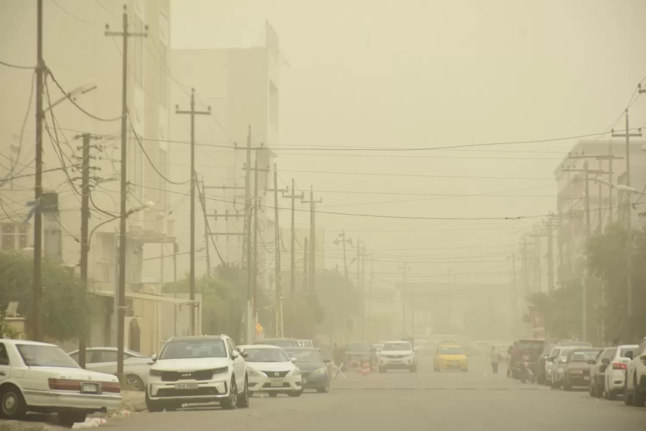 Kerkük'te yoğun kum fırtınası nedeniyle 94 kişi boğulma tehlikesi geçirdi