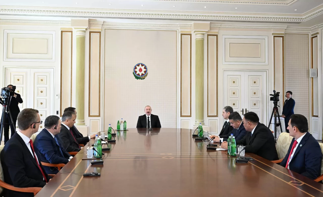 Azerbaycan Cumhurbaşkanı Aliyev, Türk devletlerinin içişleri bakanlarını kabul etti