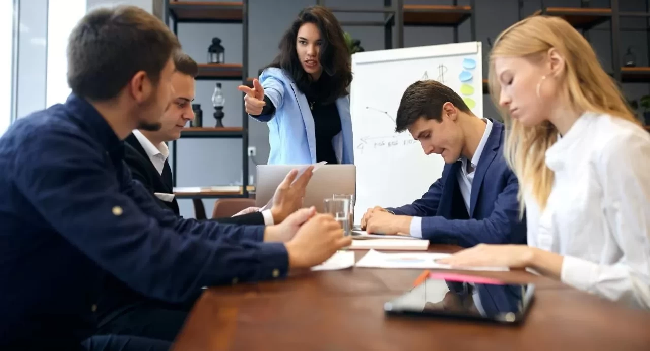 Dominant Ne Demektir?