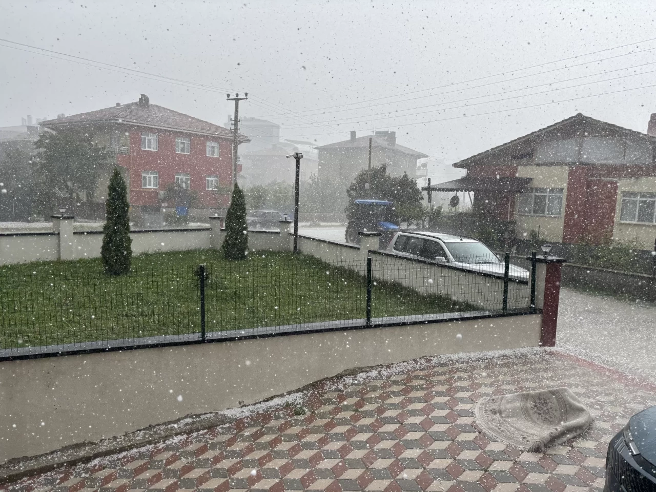 Çorum'da sağanak ve dolu etkili oldu