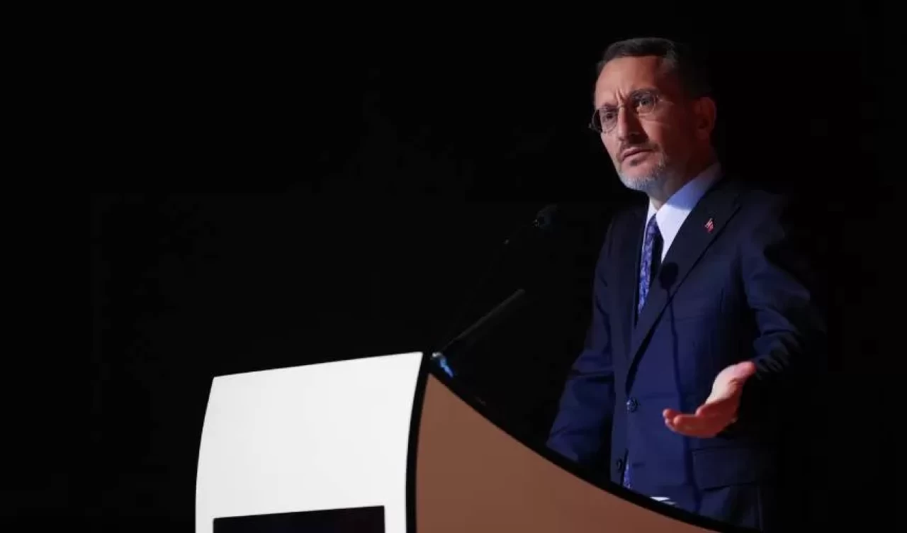 Fahrettin Altun, Özgür Özel’e meydan okudu: Bizi korkutamazsınız, sindiremezsiniz