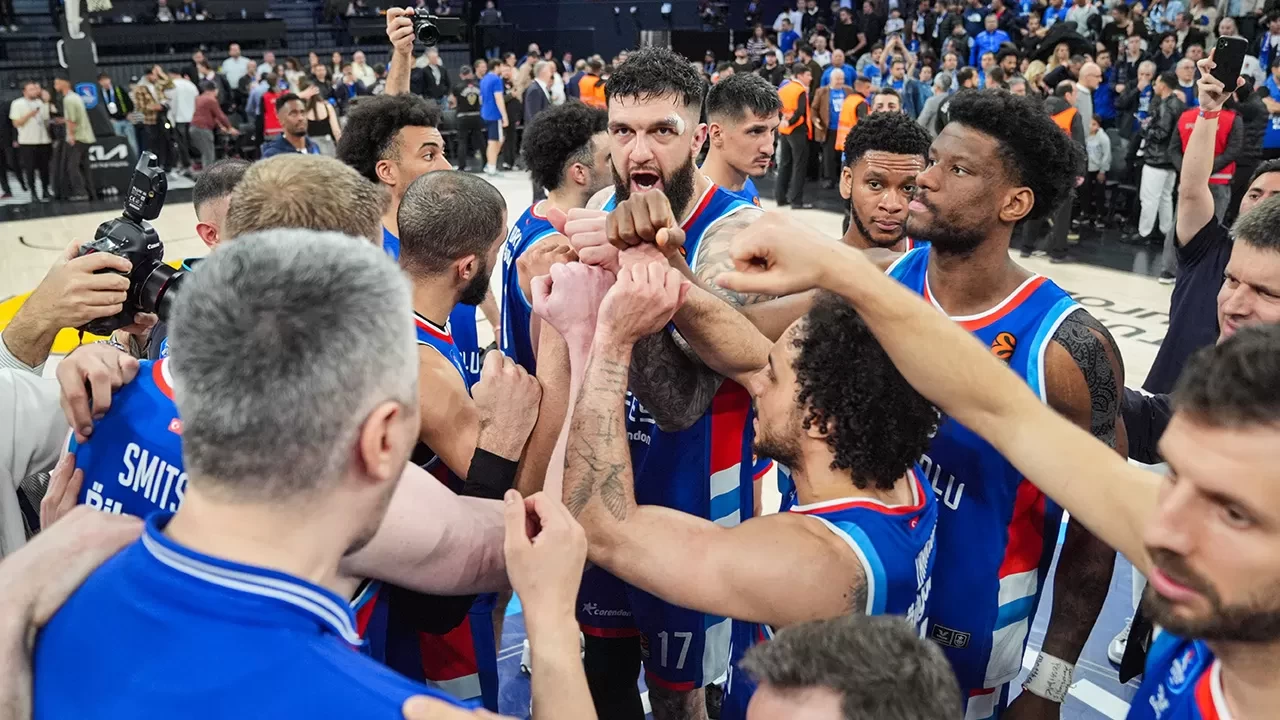 Anadolu Efes, EuroLeague’de final-four bileti için Ergin Ataman’lı Panathinaikos karşısında