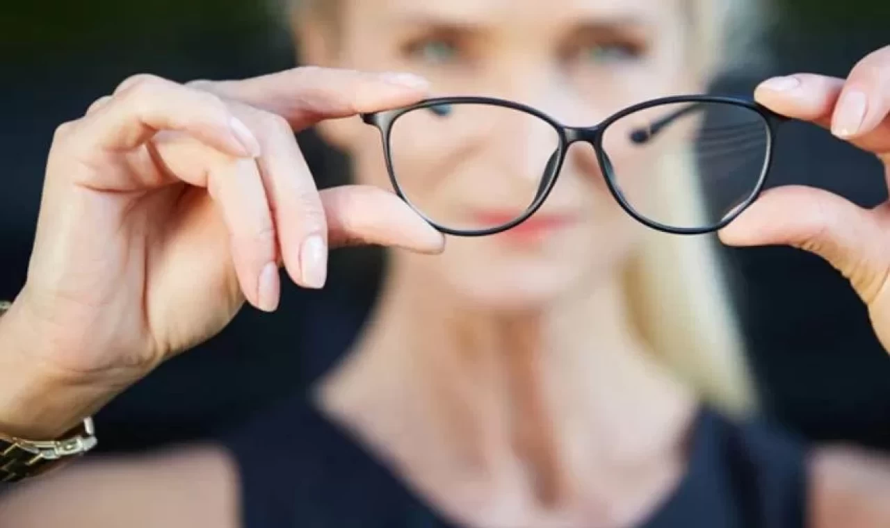 Yaşlı görünmenize neden olan giyim tarzları! Stilinize dikkat edin, yılları geri alın