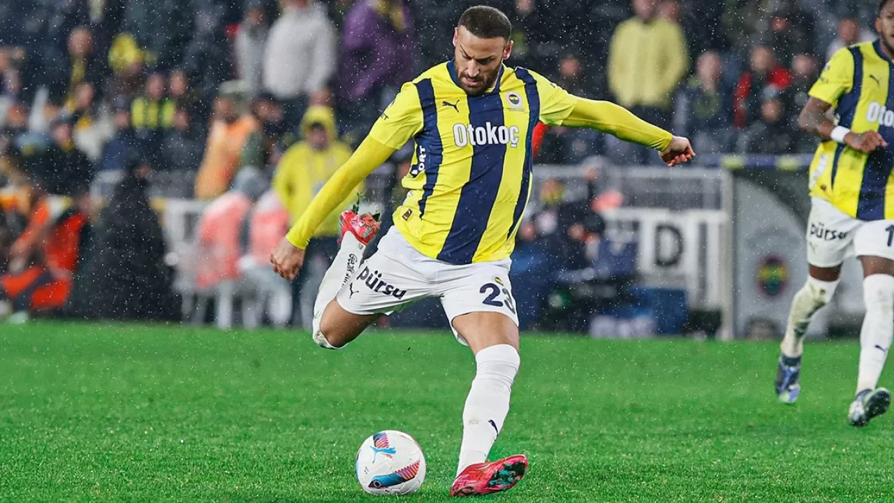 Jose Mourinho’nun Cenk Tosun pişmanlığı: Süper Lig'de ilk 11'de başlatmadı