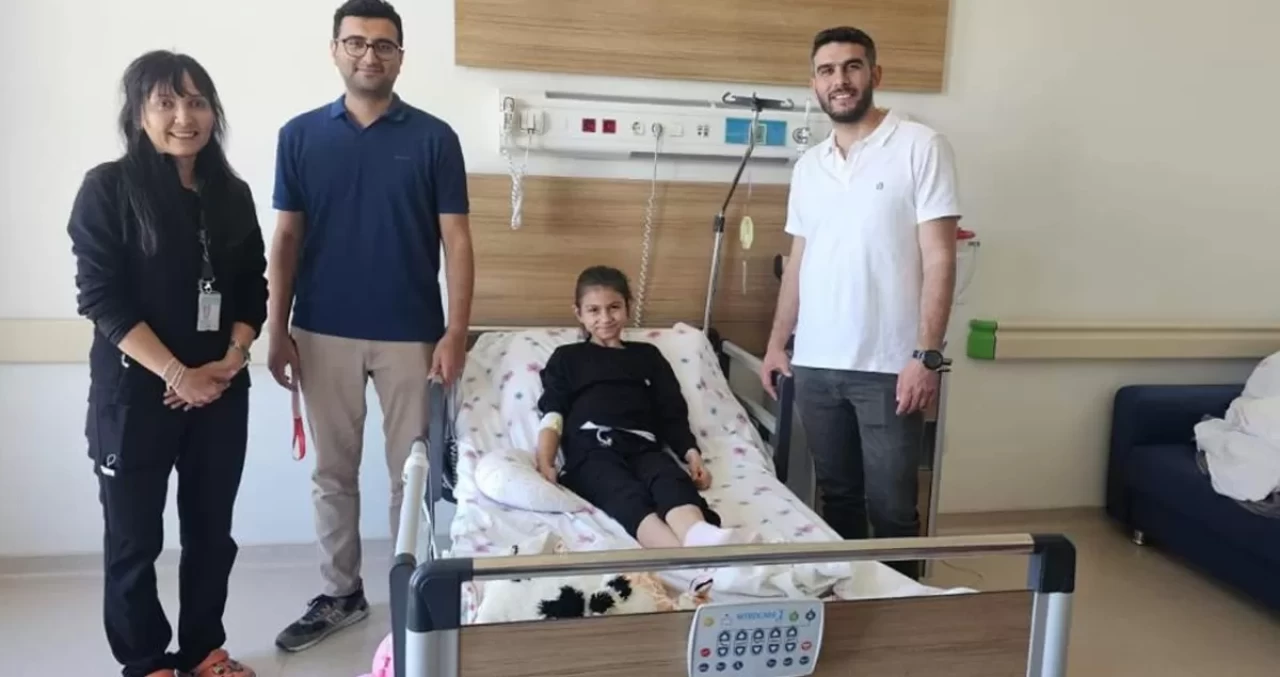 Doktorları şoke eden vaka! Minik çocuğun midesinden öyle bir şey çıktı ki...