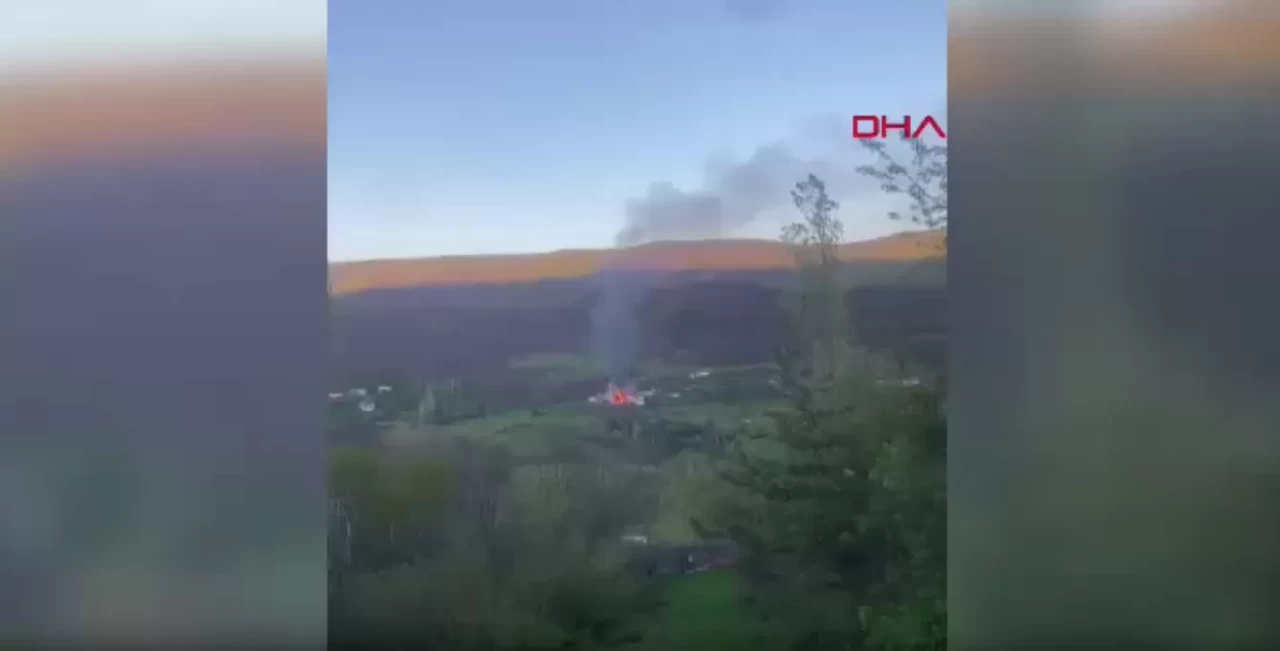 Beşdere küller içinde! Tokat’ta alevler 3 evi yuttu