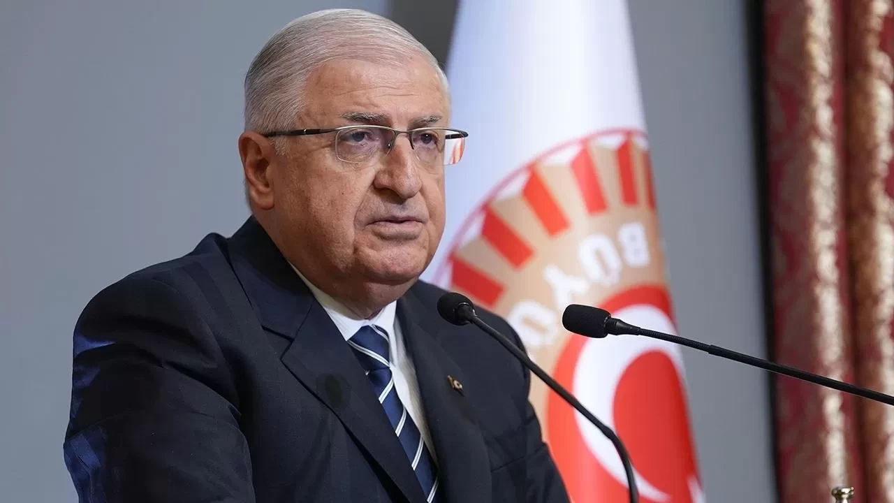 Yaşar Güler: "Kendi pilotlarını yetiştiren ülkeler arasında sayılıyız"