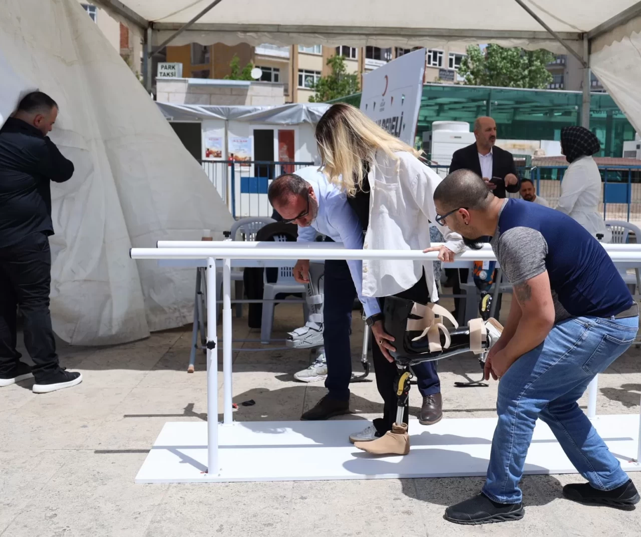 Kırşehir'de özel simülasyonla engellilerin hayatlarını deneyimlediler