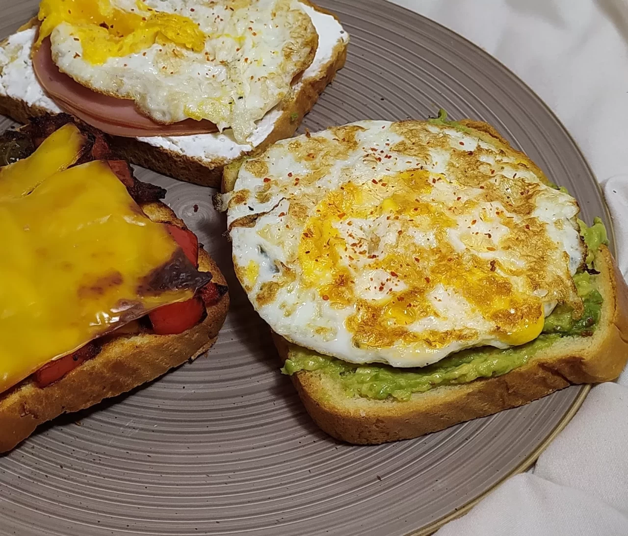 30 dakikada hazırlayabileceğiniz 3 sağlıklı kahvaltı tarifi