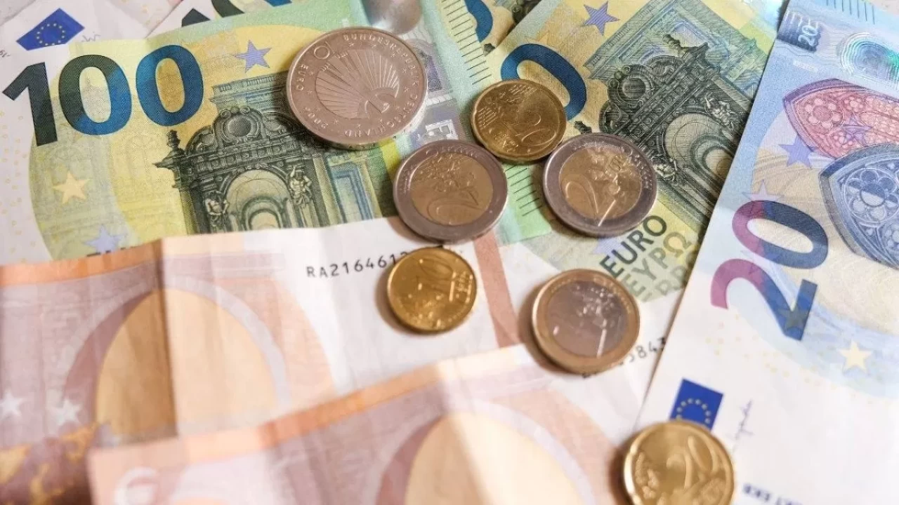 Cüzdanında olanlar dikkat. Bu paralar tamamen geçersiz sayılacak!