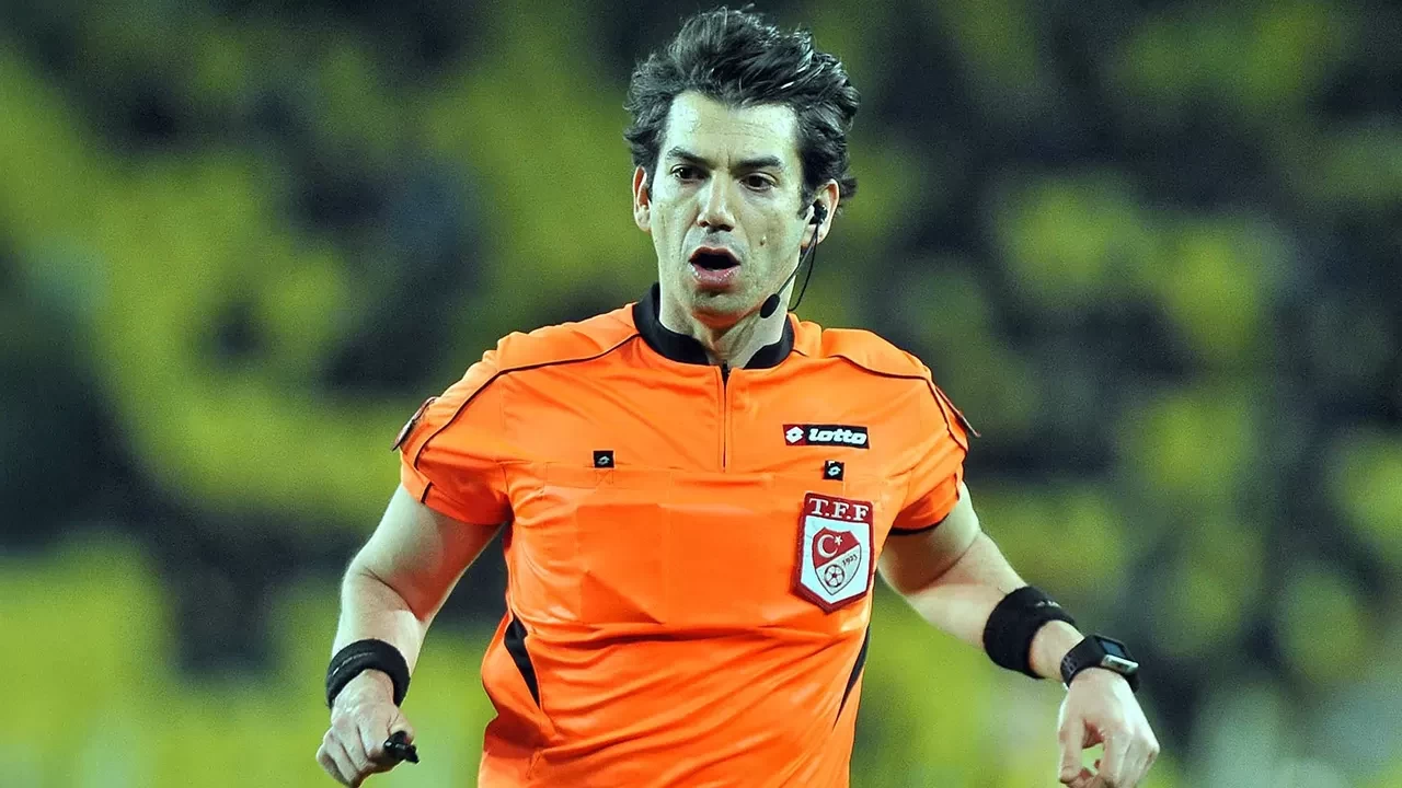 Hatayspor-Fenerbahçe maçının VAR hakemi Onur Özütoprak oldu