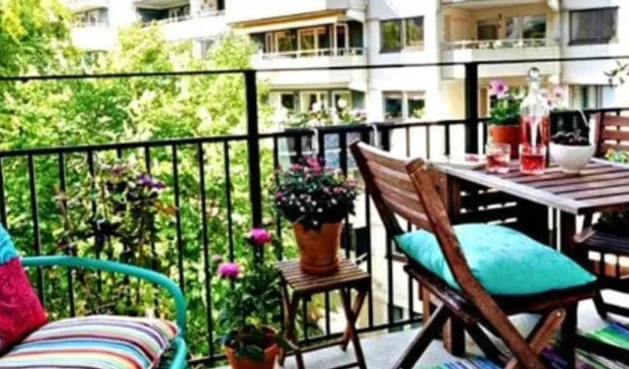 Balkonunuzu cennete dönüştürecek 6 pratik ipucu!