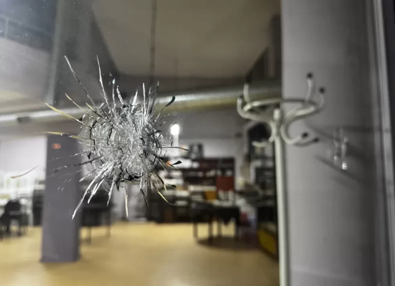 Bursa'da dehşet anları! Kahvehaneye kurşun yağdırdı