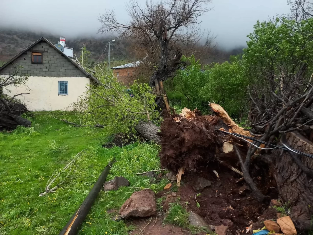 Tunceli’de fırtına alarmı! Cuma günü için yeni uyarı geldi