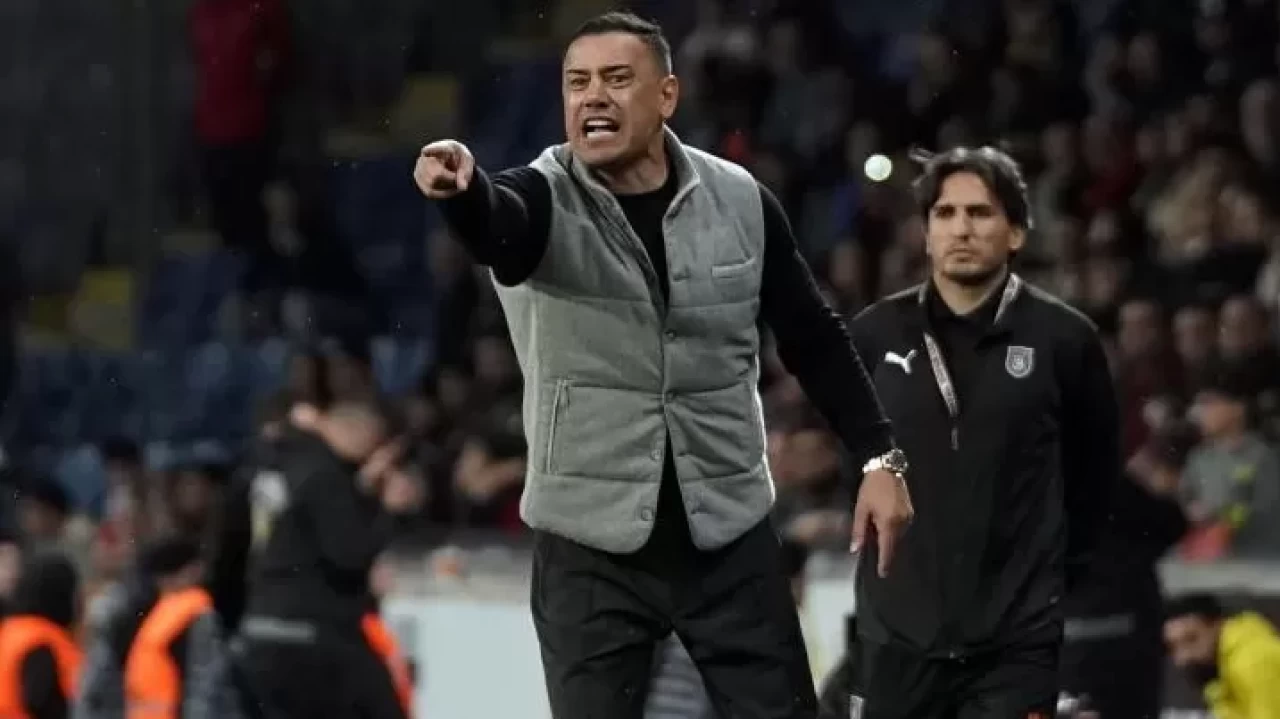 Başakşehir, Teknik Direktör Çağdaş Atan ile yola devam ediyor