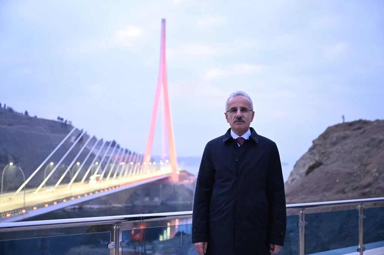 Bakan Uraloğlu: 23 yılda 4 bin 75 yeni köprü inşa ettik
