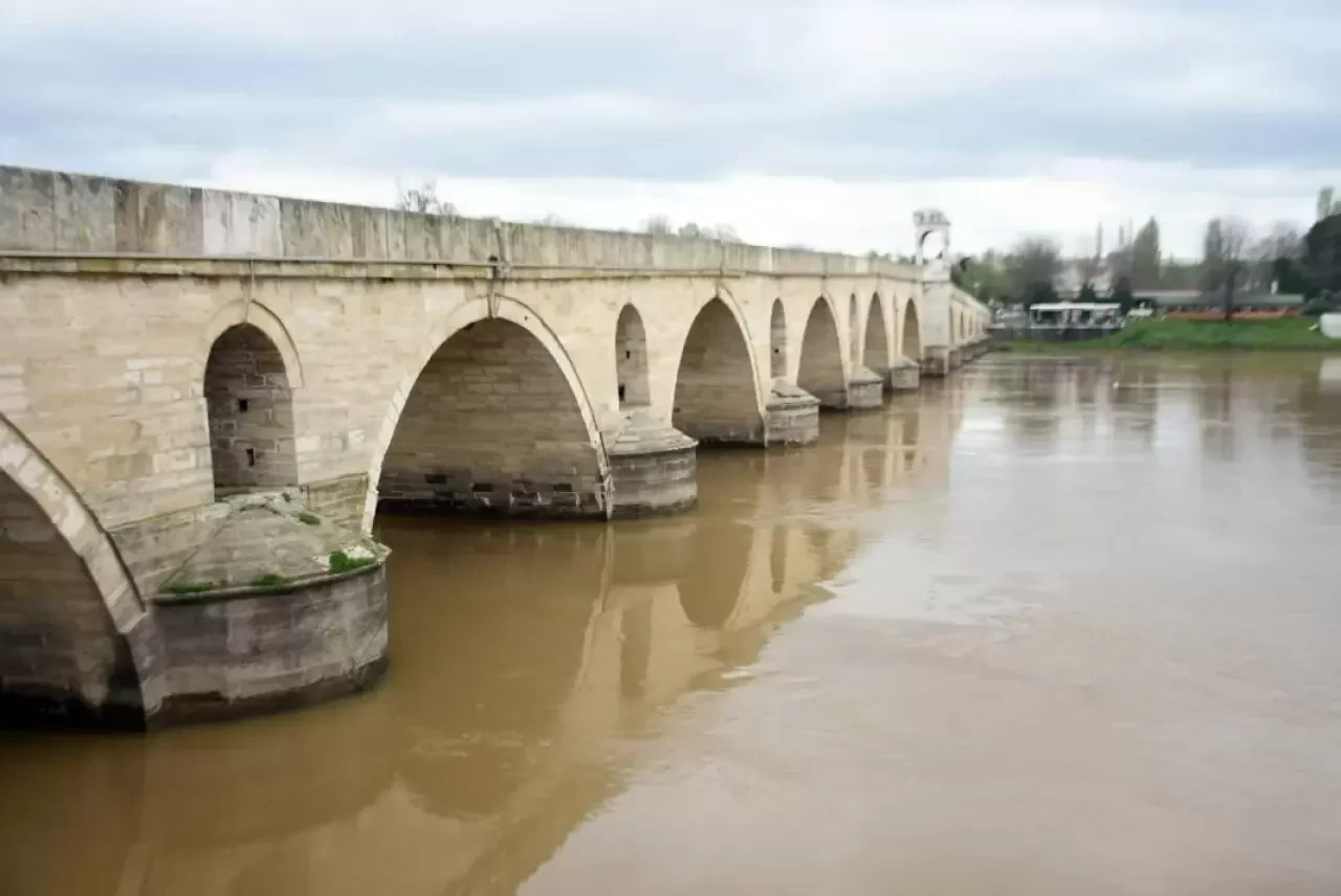 Tunca Nehri'nin debisi mayıs yağmurlarıyla 2 kat arttı