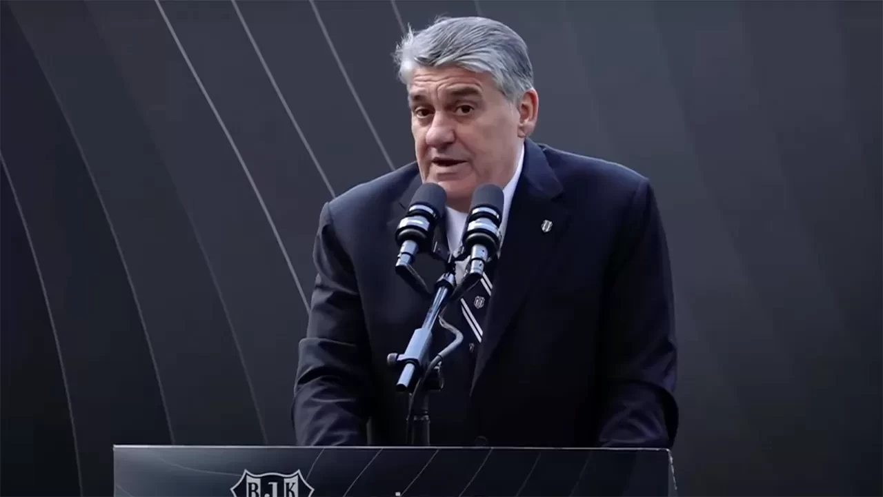 Beşiktaş Başkanı Serdal Adalı mazbatasını aldı: “Beşiktaş için istikrar dönemi başladı”