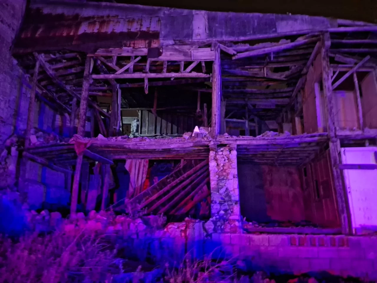 Kahramanmaraş'ta metruk binada göçük