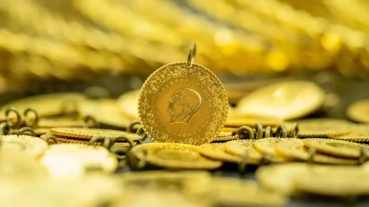 Altın yeni güne yükselişle başladı: Gram altın 4.150 lira