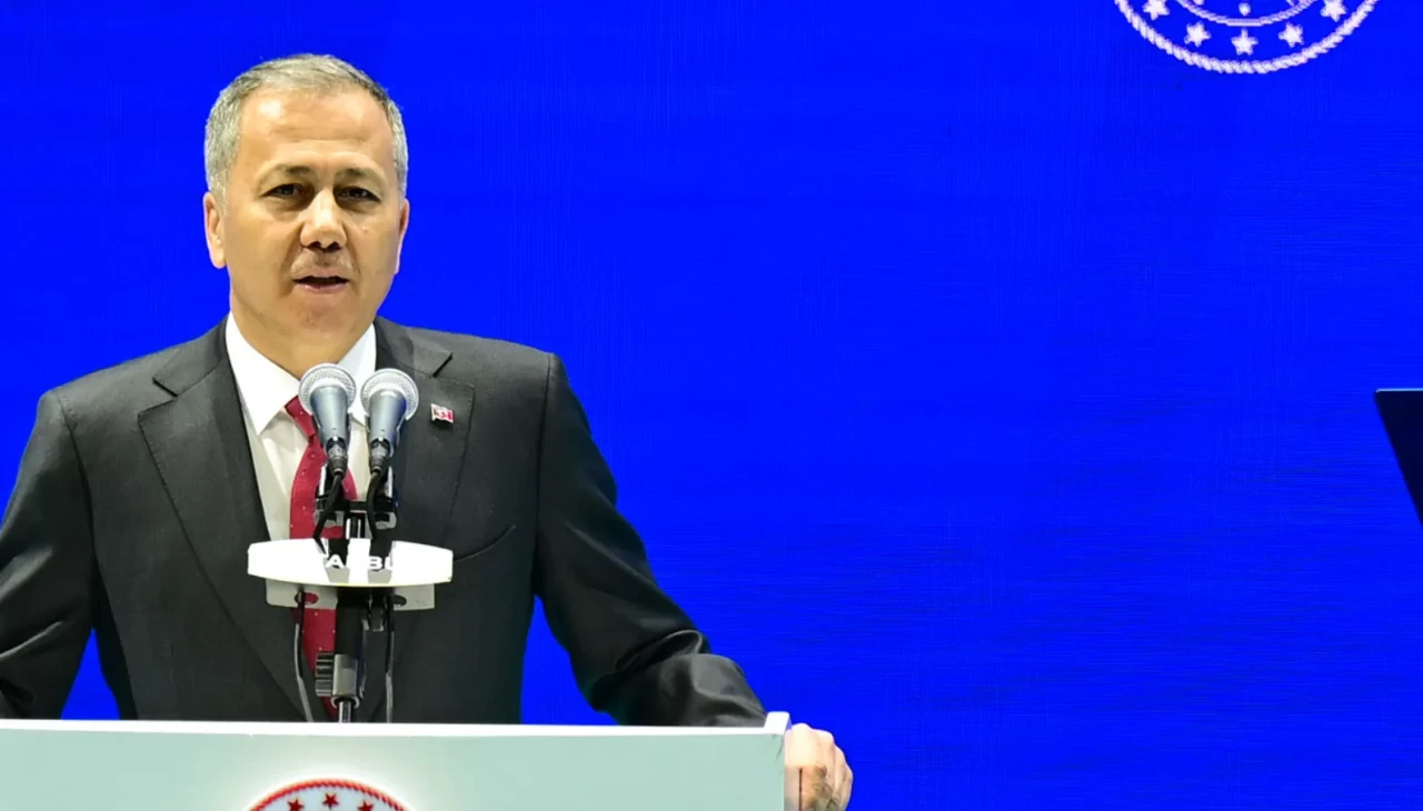 İçişleri Bakanı Yerlikaya'dan son dakika açıklaması: Özgür Özel'in ailesini tehdit eden kişi tutuklandı