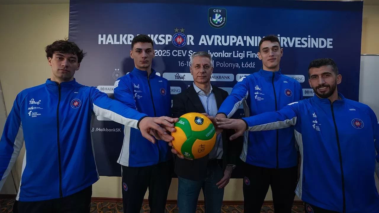 Halkbank Erkek Voleybol Takımı, CEV Şampiyonlar Ligi Dörtlü Finali için hazır: Stoychev'den iddialı açıklamalar