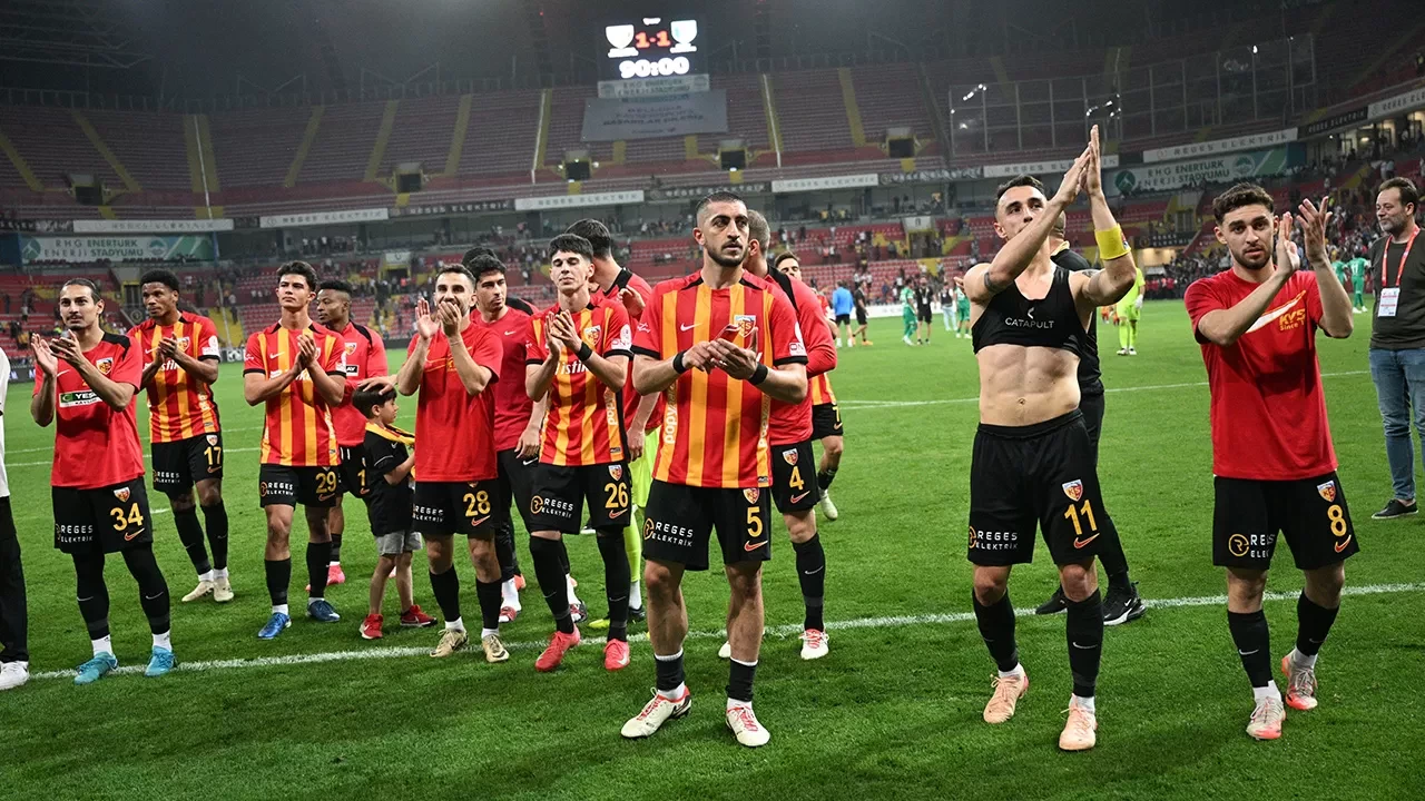 Kayserispor, iç sahadaki istikrarla Süper Lig’de kaldı: Jakirovic etkisi