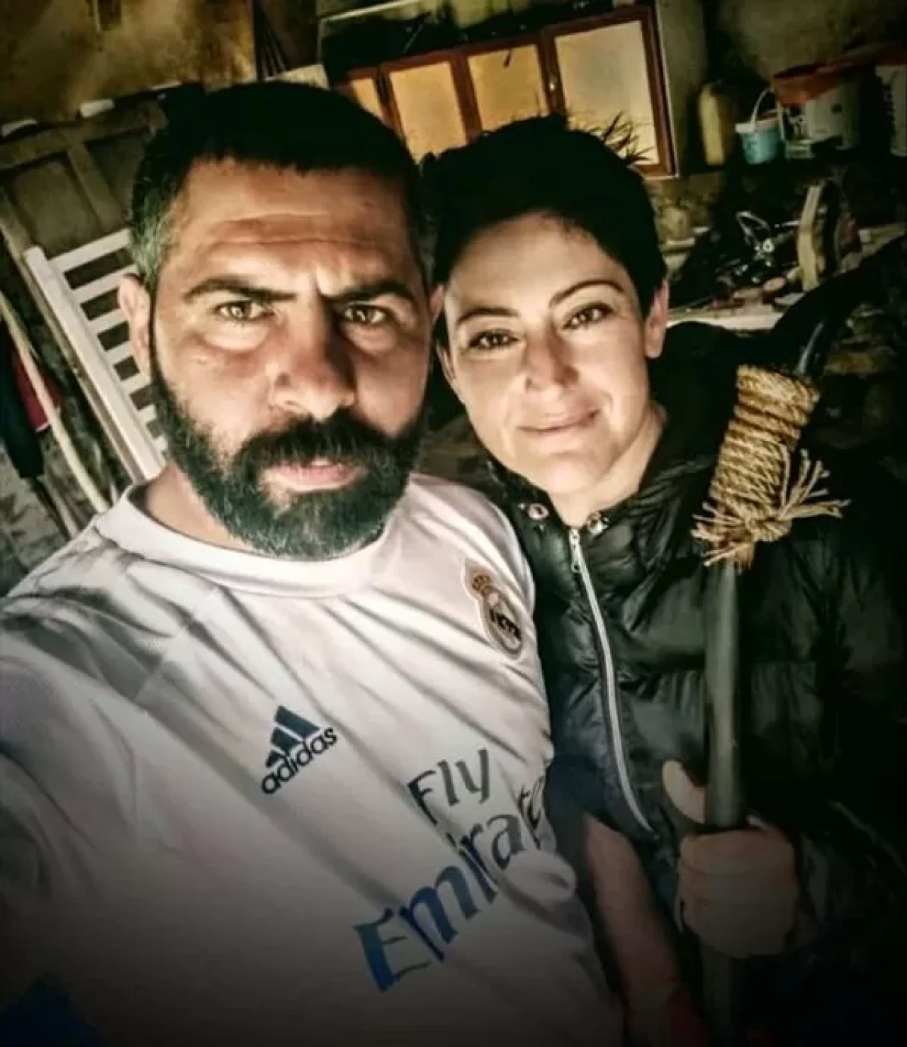 Bergama’da sevgililer dut ağacında asılı halde bulundu