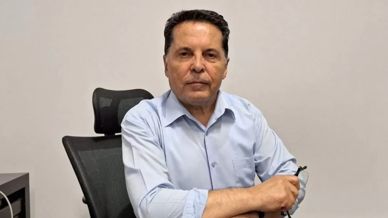 Terörden tutuklanan Ahmet Özer hakim karşısında... 15 yıla kadar hapsi isteniyor