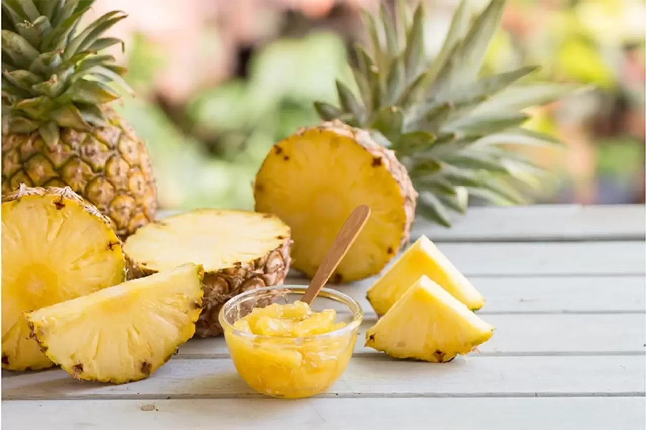Ananas Nasıl Yenir? İşte Ananasın Farklı Tüketim Yöntemleri ve Faydaları