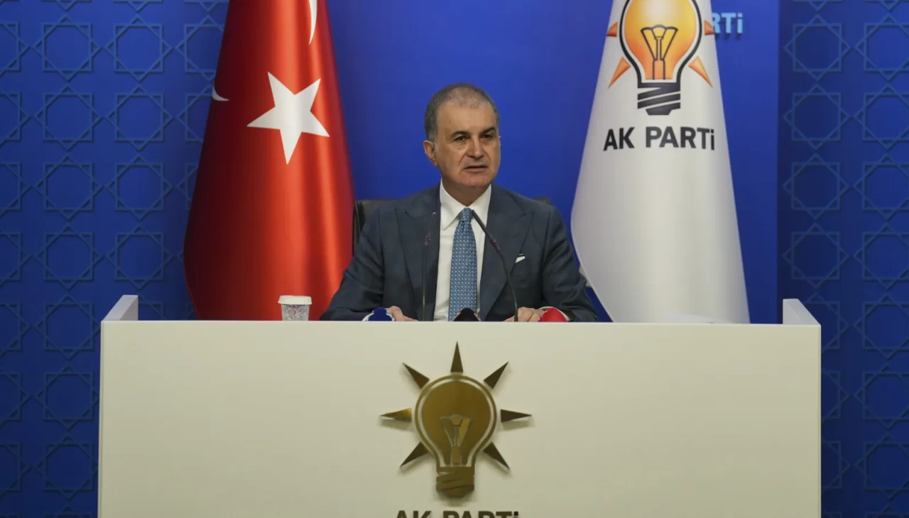 Ömer Çelik'ten PKK'nın silah bırakma kararıyla ilgili önemli açıklama