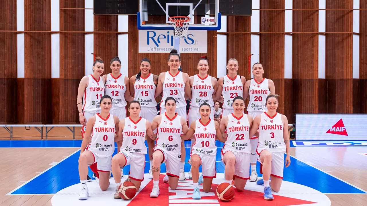A Milli Kadın Basketbol Takımı Fransa karşısında farklı yenildi | Maç Sonucu: Fransa 81-61 Türkiye