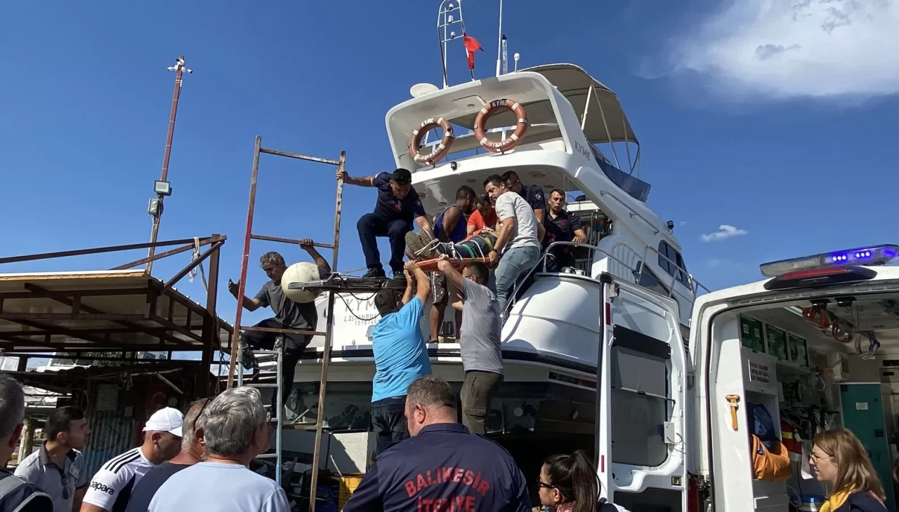 Lüks yat tadilatı kabusa döndü: Tekne sahibi 2. kattan düştü
