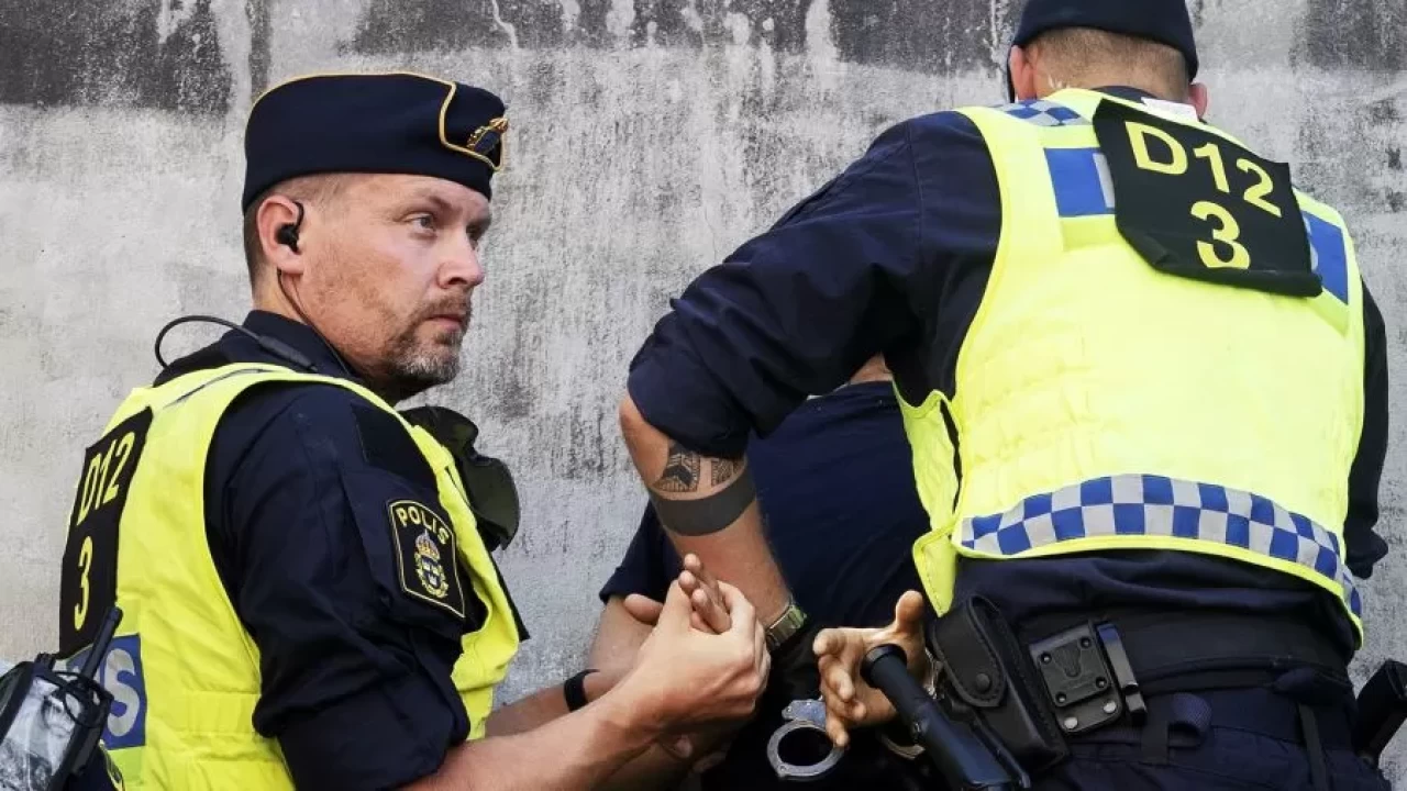 Terör örgütü PKK'nın sözde sorumlusu İsveç'te gözaltına alındı
