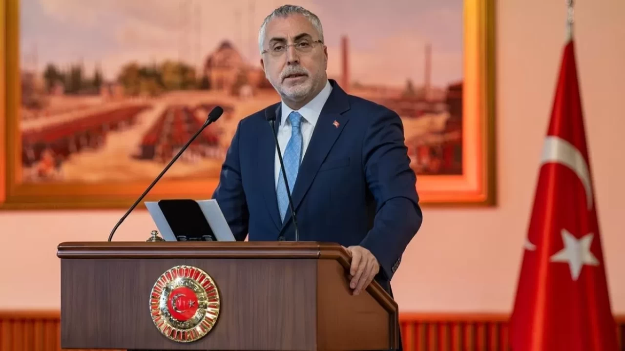 Bakan Işıkhan'dan 1 Mayıs Emek ve Dayanışma Günü mesajı