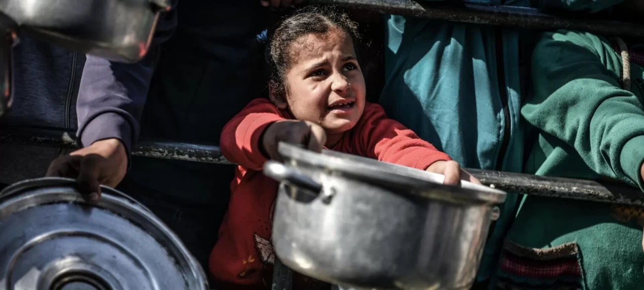 Gazze Sağlık Bakanlığı'ndan "çocukları kurtarın" çağrısı